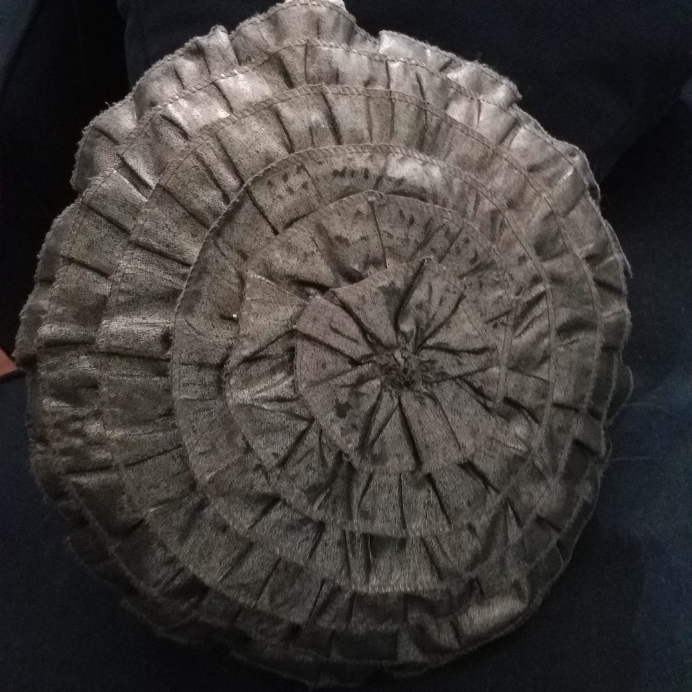 Decorative pillow